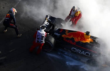 Clive Mason assets for Nikon magazine F1 article.