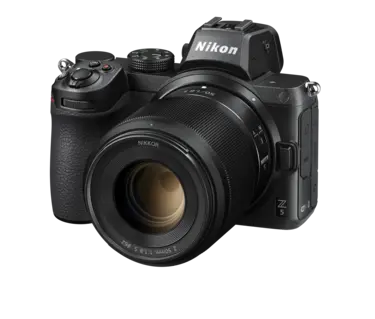 Nikon Z5 Mirrorless Camera with 24-70mm f/4 Lens and Accessories